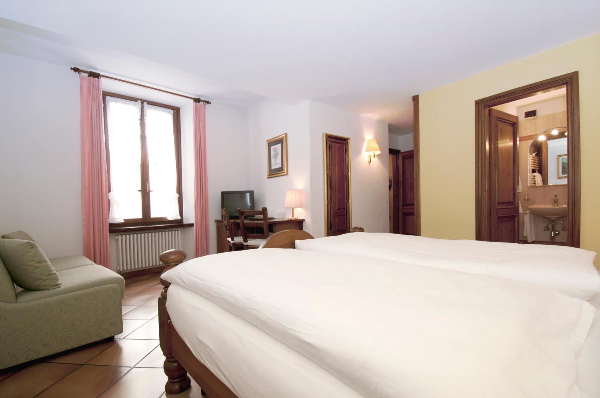 Albergo Ristorante Della Posta Моркоте Экстерьер фото
