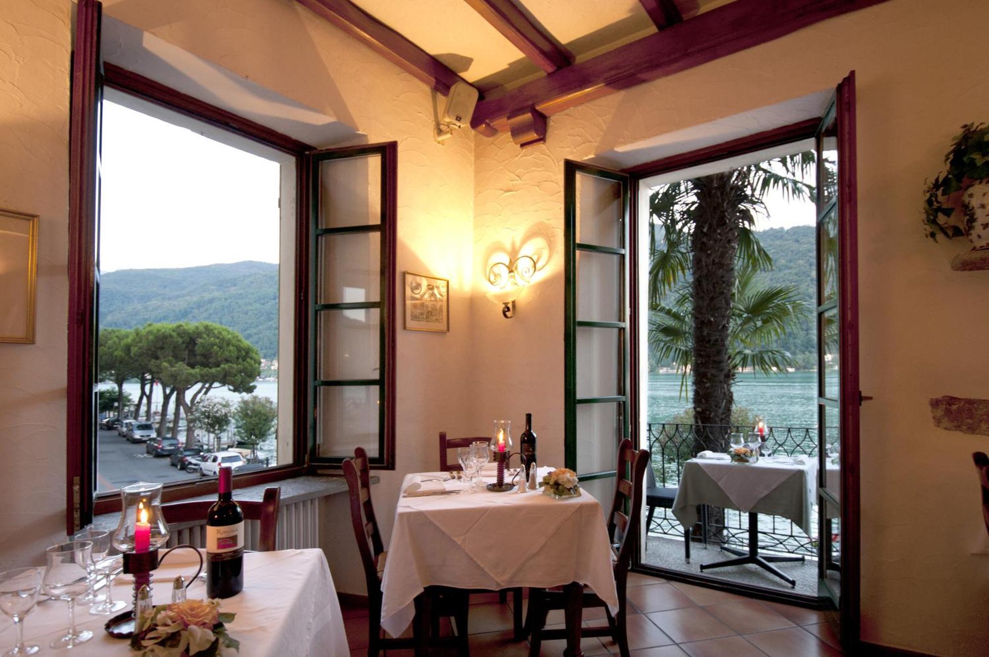 Albergo Ristorante Della Posta Моркоте Экстерьер фото