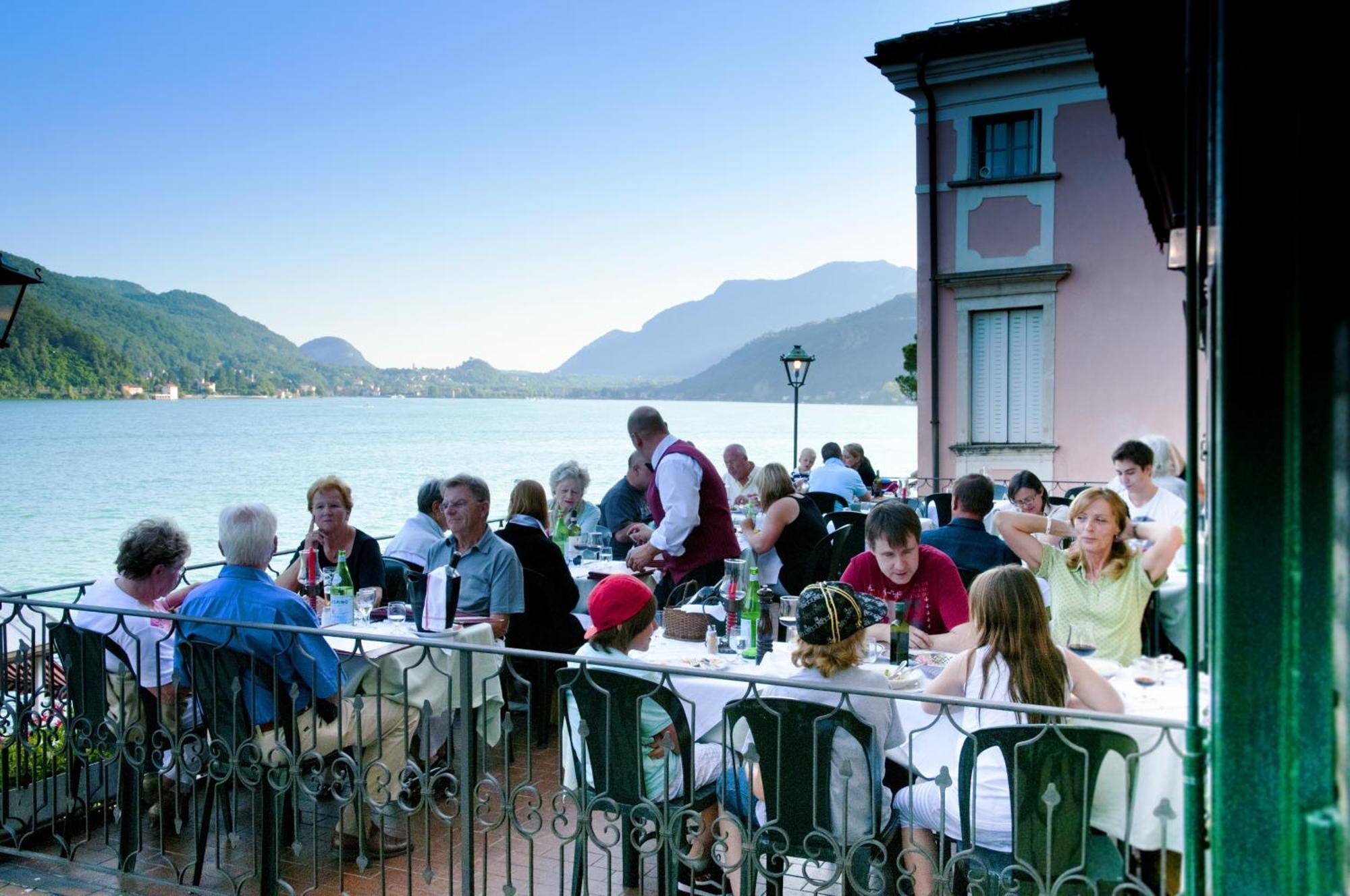 Albergo Ristorante Della Posta Моркоте Экстерьер фото