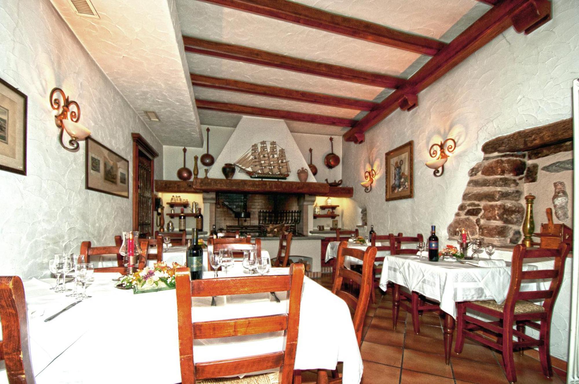 Albergo Ristorante Della Posta Моркоте Экстерьер фото